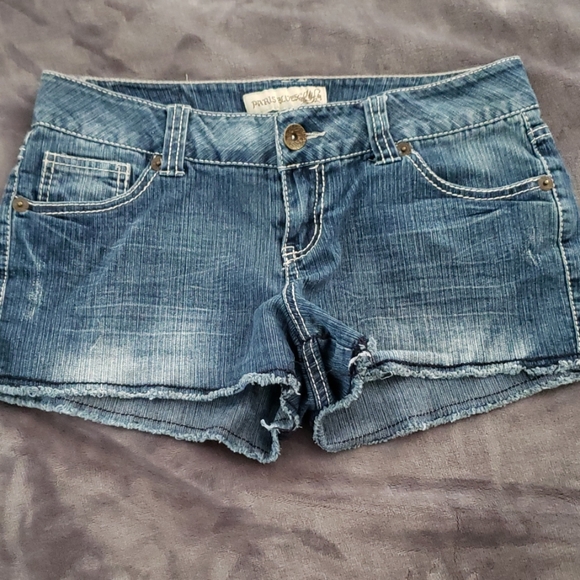 Paris Blues jean shorts - Picture 1 of 3